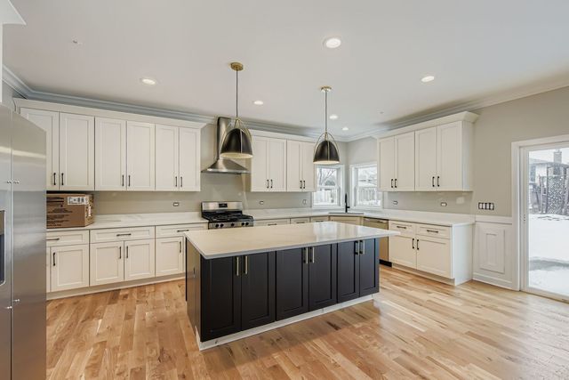5244 169th Place, Oak Forest, IL 60452