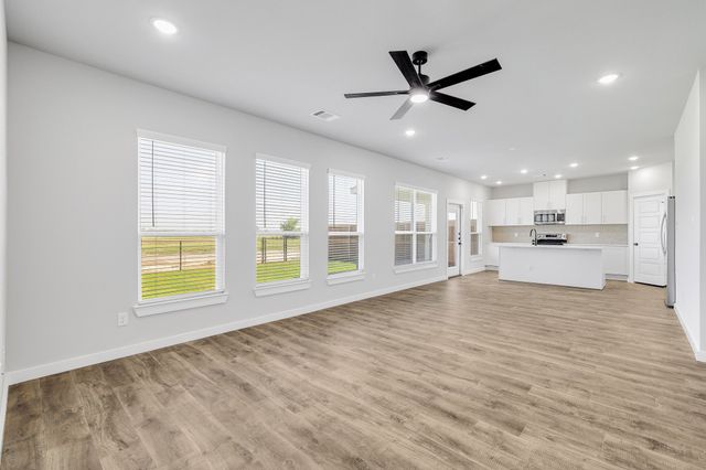 3827 Clovis Street, Midlothian, TX 76065