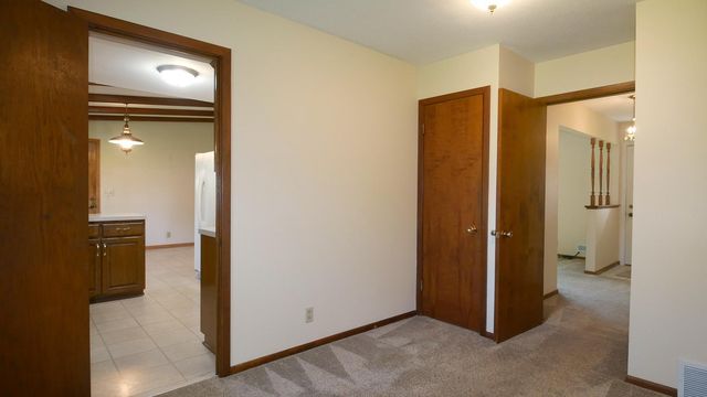 164 Linden Drive, Apple Valley, MN 55124