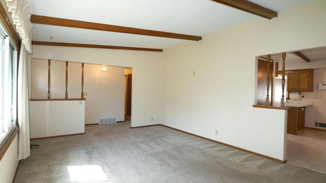 164 Linden Drive, Apple Valley, MN 55124