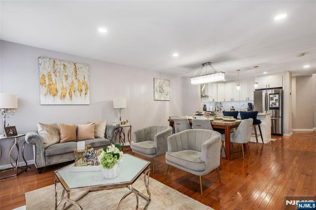 145 Mountainside Drive, Pompton Lakes, NJ 07442