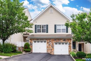 145 Mountainside Drive, Pompton Lakes, NJ 07442