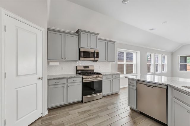 1554 Ancient Oak Lane, Conroe, TX 77301