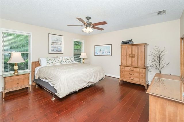1215 Richmond Court, Mobile, AL 36695