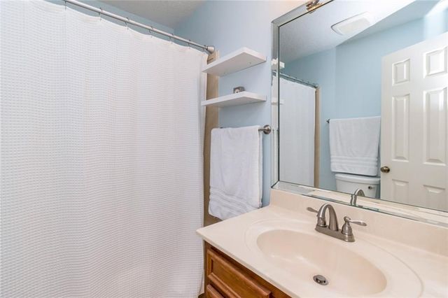 1215 Richmond Court, Mobile, AL 36695