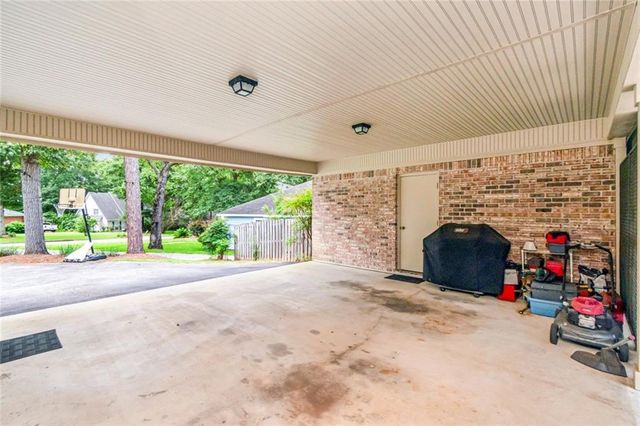 1215 Richmond Court, Mobile, AL 36695