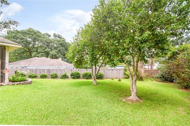 1215 Richmond Court, Mobile, AL 36695
