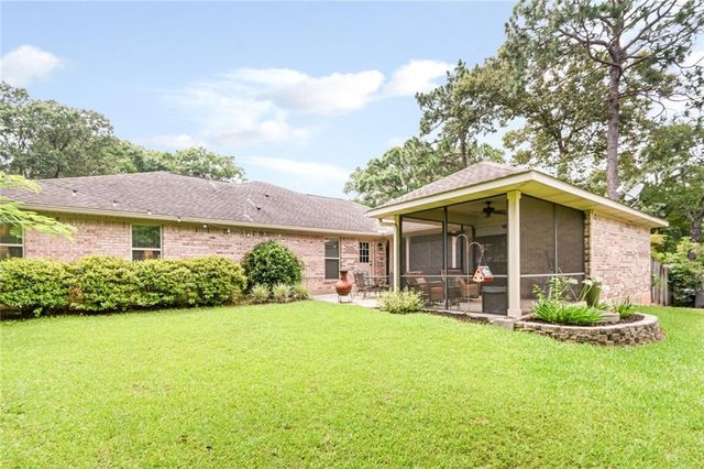 1215 Richmond Court, Mobile, AL 36695