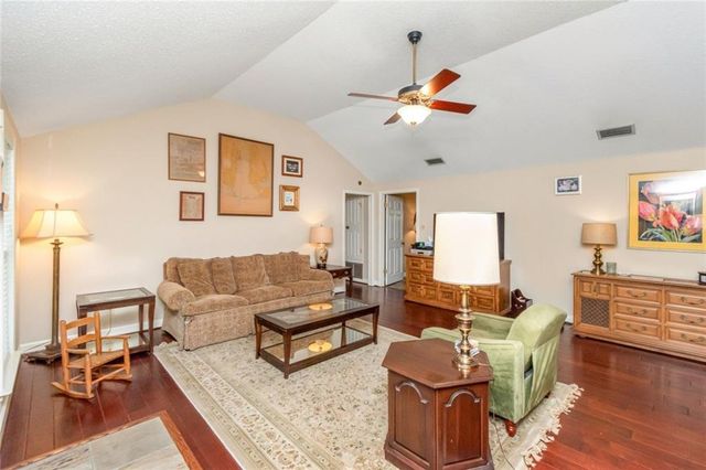1215 Richmond Court, Mobile, AL 36695