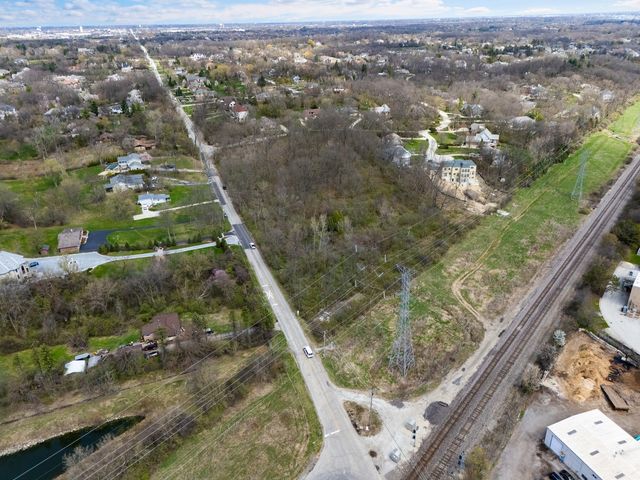 9500 S Madison Street, Burr Ridge, IL 60527