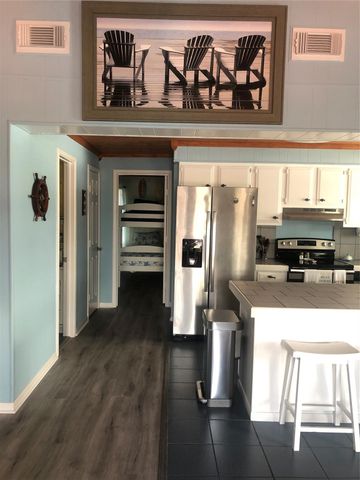 4308 Spanish Main, Jamaica Beach, TX 77554