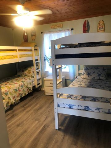 4308 Spanish Main, Jamaica Beach, TX 77554