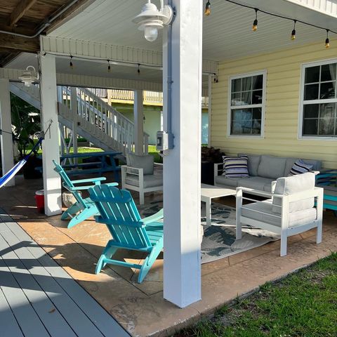 4308 Spanish Main, Jamaica Beach, TX 77554