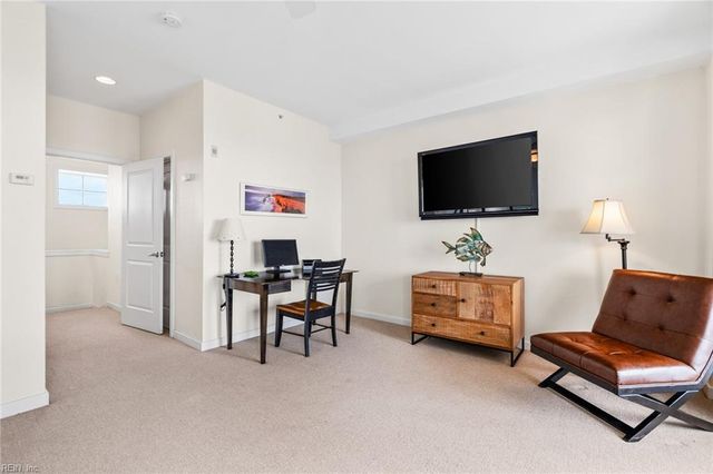 3700 Sandpiper RD # 418A, Virginia Beach, VA 23456