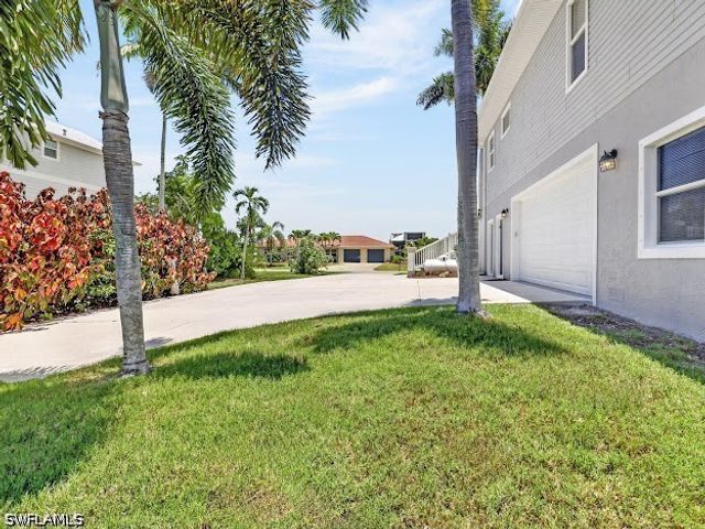 24221 W Captain Kidd BLVD, Punta Gorda, FL 33955