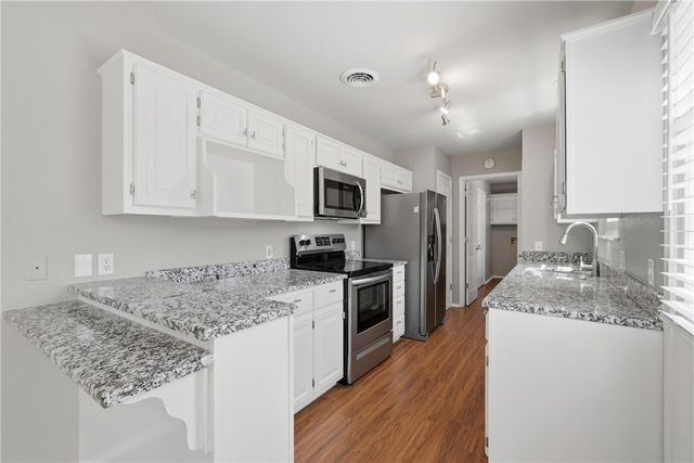 2689 E Hardy Lane, Fayetteville, AR 72703