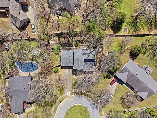 2689 E Hardy Lane, Fayetteville, AR 72703