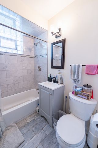 8108 S Kildare Avenue, Chicago, IL 60652