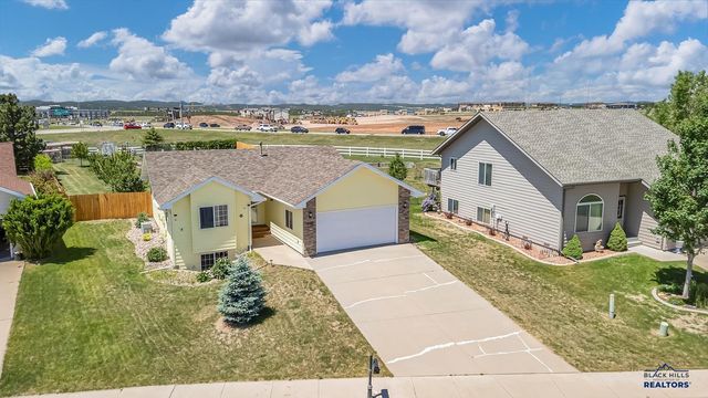 1465 EDINBOROUGH DR, Rapid City, SD 57702
