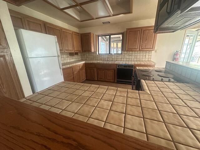 15912 Valhalla Drive, Oak Run, CA 96069