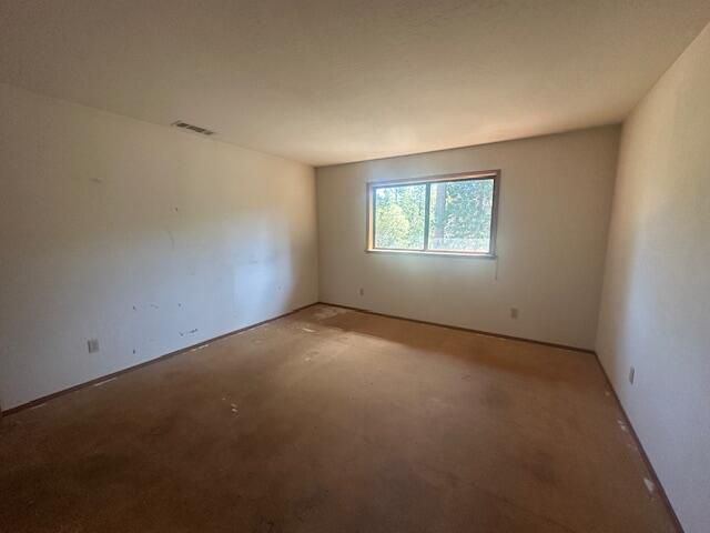 15912 Valhalla Drive, Oak Run, CA 96069