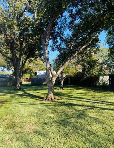 1457 Camellia Drive, Sweeny, TX 77480
