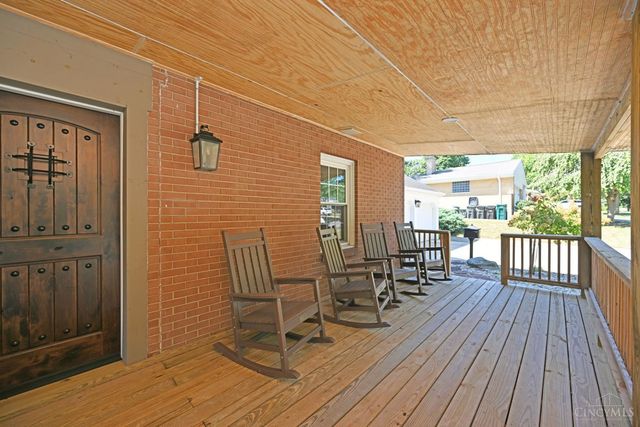 1345 Oak Knoll Drive, Cincinnati, OH 45224