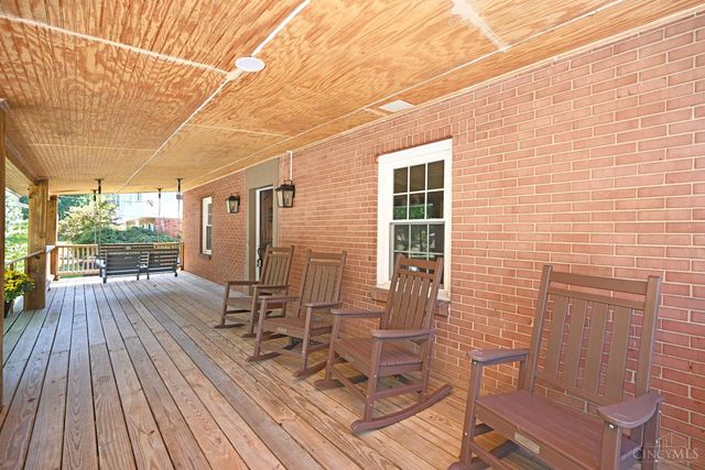 1345 Oak Knoll Drive, Cincinnati, OH 45224