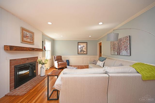 1345 Oak Knoll Drive, Cincinnati, OH 45224