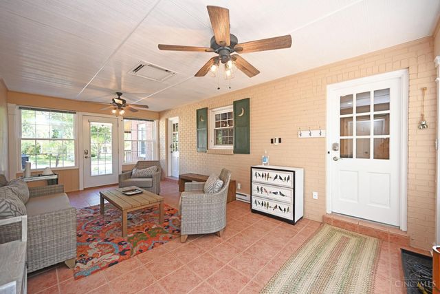 1345 Oak Knoll Drive, Cincinnati, OH 45224