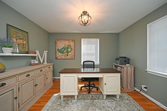 1345 Oak Knoll Drive, Cincinnati, OH 45224