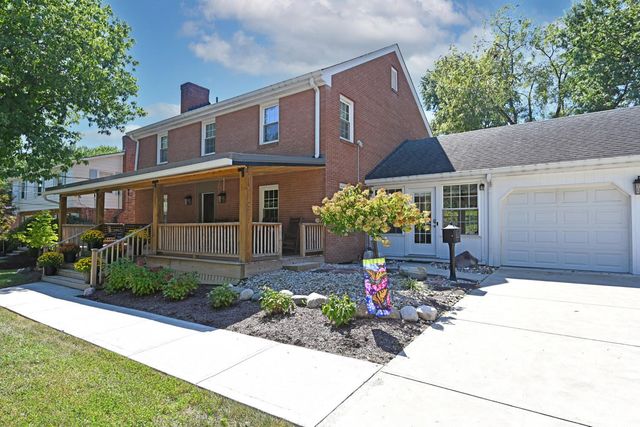 1345 Oak Knoll Drive, Cincinnati, OH 45224