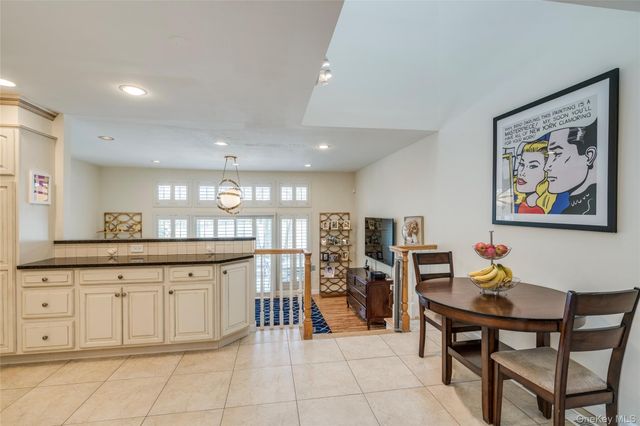 100 Woodlake Drive W, Woodbury, NY 11797