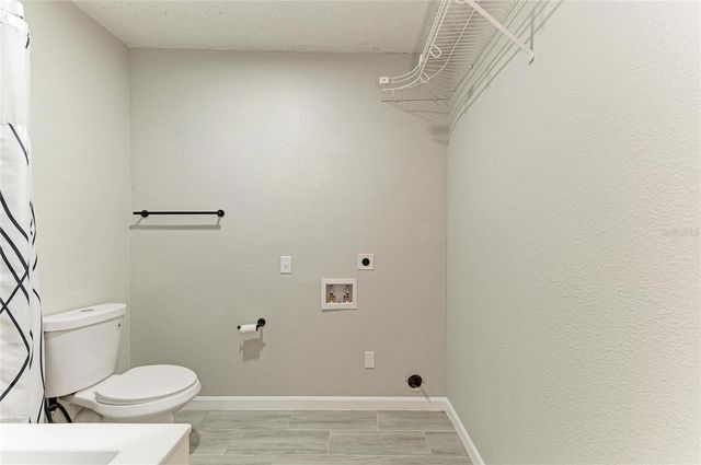 939 N LOCKWOOD RIDGE ROAD, Sarasota, FL 34237