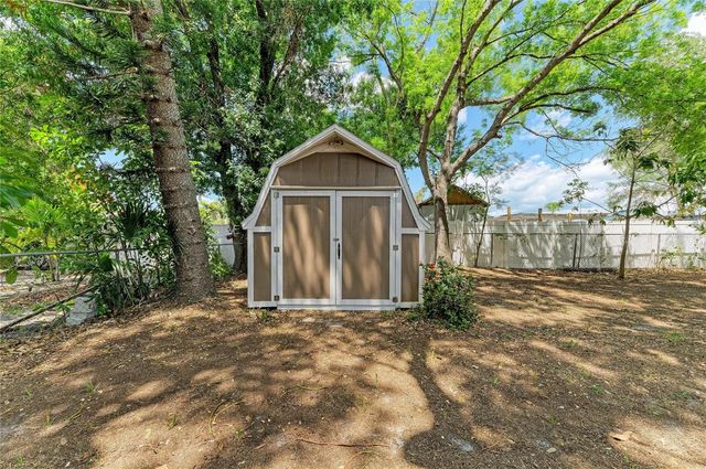939 N LOCKWOOD RIDGE ROAD, Sarasota, FL 34237