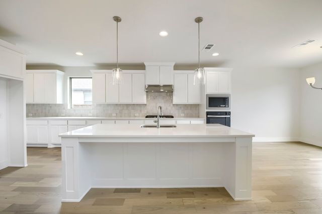 11524 Wulstone Road, Fort Worth, TX 76052