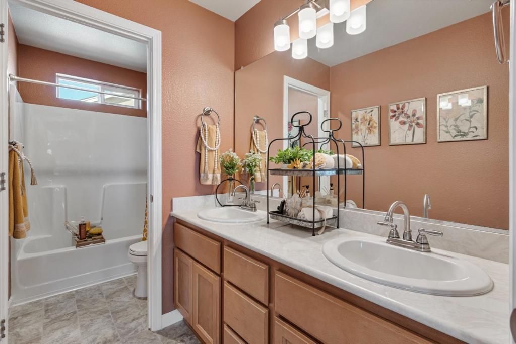 Image 9 of property listing at 123 Carmona Drive, King City, CA 93930
