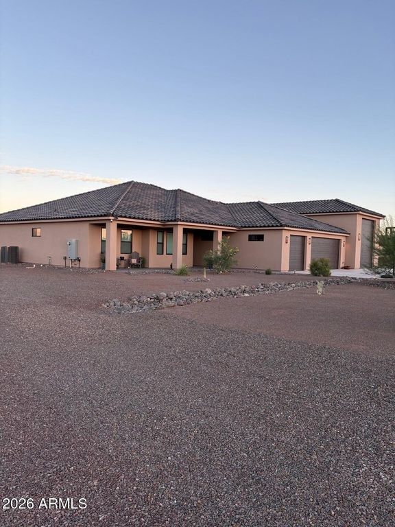 1055 BUCKBOARD Trail, Wickenburg, AZ 85390 — photo 3