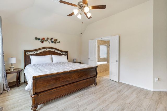 403 American Black Bear Drive, Crosby, TX 77532