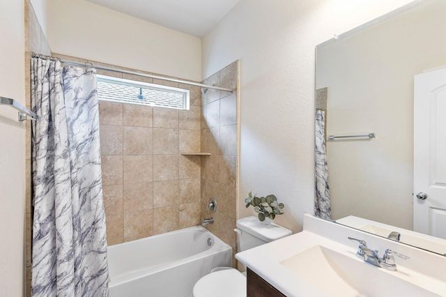 403 American Black Bear Drive, Crosby, TX 77532