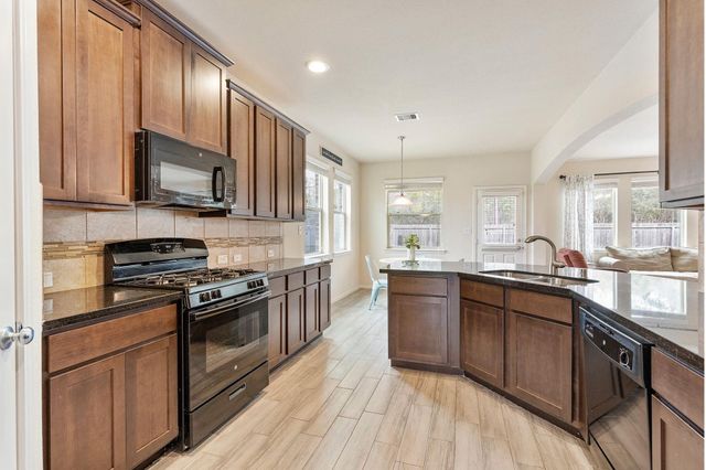 403 American Black Bear Drive, Crosby, TX 77532