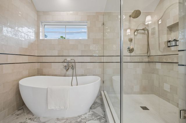 6839 Gaston Avenue, Dallas, TX 75214