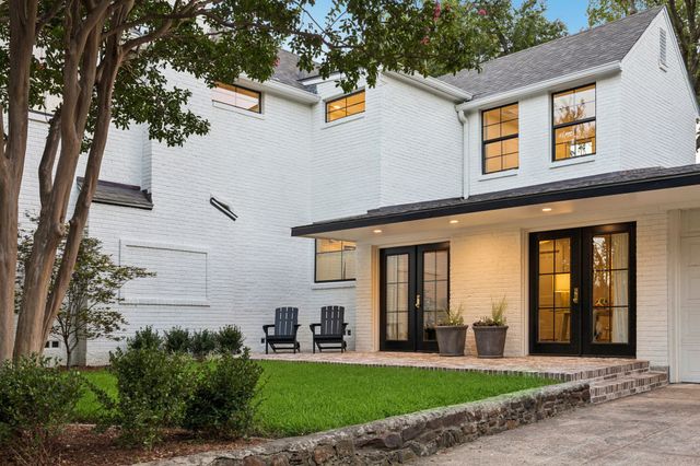 6839 Gaston Avenue, Dallas, TX 75214