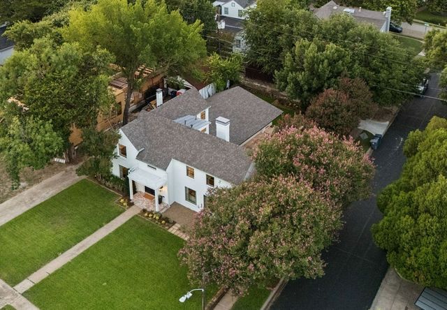 6839 Gaston Avenue, Dallas, TX 75214