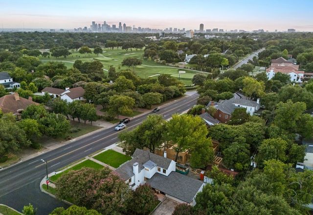 6839 Gaston Avenue, Dallas, TX 75214