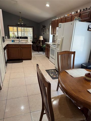 5033 FOXCROFT COURT, Orlando, FL 32808