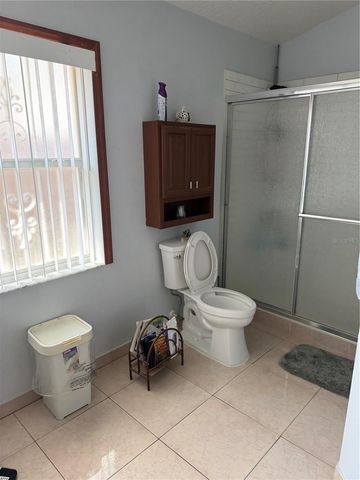 5033 FOXCROFT COURT, Orlando, FL 32808