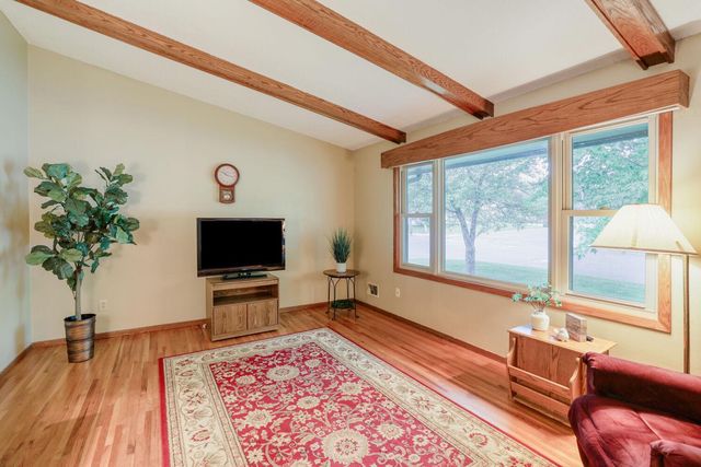 1800 Pine Street, Hastings, MN 55033