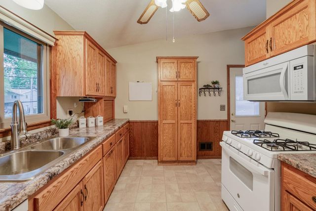 1800 Pine Street, Hastings, MN 55033