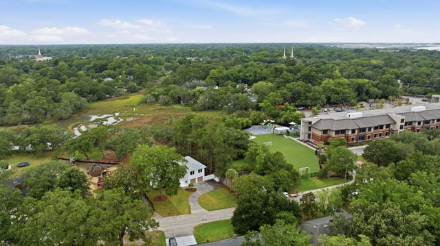 46 Chadwick Drive, Charleston, SC 29407